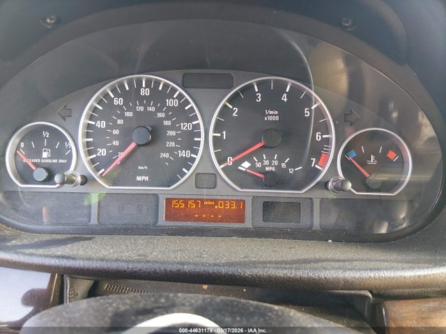 44631178 :رقم المزاد ، WBAEV53434KM34570 vin ، 2004 Bmw 330i مزاد بيع