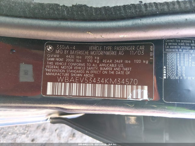 44631178 :رقم المزاد ، WBAEV53434KM34570 vin ، 2004 Bmw 330i مزاد بيع