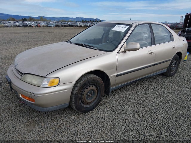 1995 HONDA ACCORD JHMCD5631SC043293 Photo 1