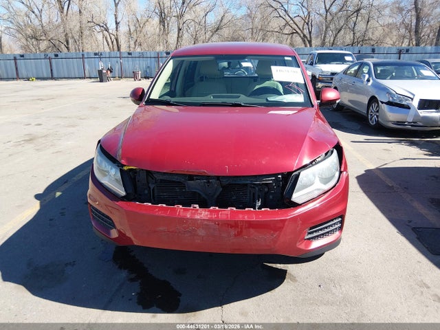 2014 Volkswagen Tiguan Se მანქანა იყიდება აუქციონზე, vin: WVGBV3AX3EW086993, აუქციონის ნომერი: 44631201