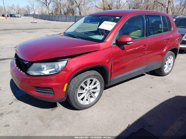 2014 Volkswagen Tiguan Se მანქანა იყიდება აუქციონზე, vin: WVGBV3AX3EW086993, აუქციონის ნომერი: 44631201