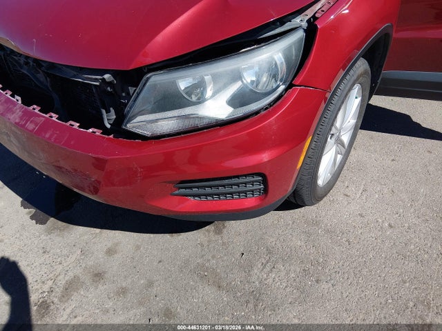 2014 Volkswagen Tiguan Se მანქანა იყიდება აუქციონზე, vin: WVGBV3AX3EW086993, აუქციონის ნომერი: 44631201