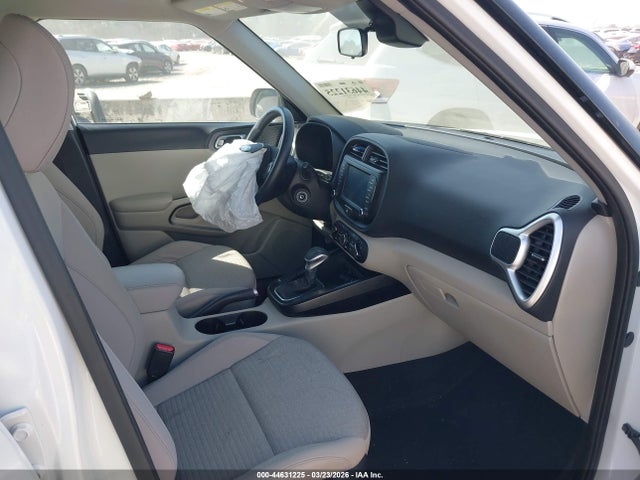Продажа на аукционе авто 2020 Kia Soul S, vin: KNDJ23AU1L7041864, номер лота: 44631225