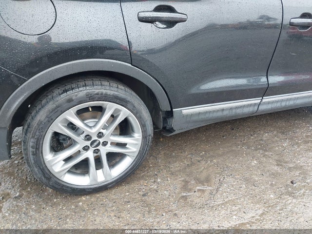 5LMTJ2AH0FUJ04735 Lincoln MKC