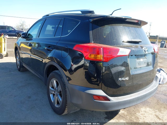 2T3WFREV8FW155613 Toyota Rav4 Xle