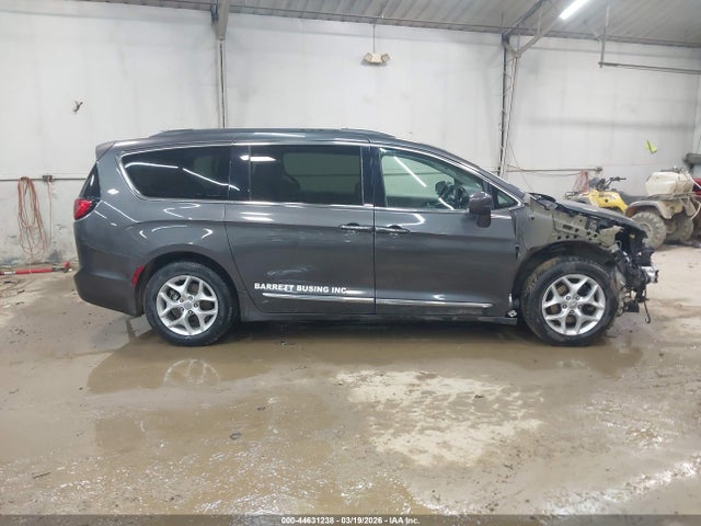 Aukcja sprzedaży 2017 Chrysler Pacifica Touring-l, vin: 2C4RC1BG5HR506620, numer aukcji: 44631238