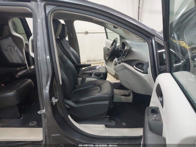 Aukcja sprzedaży 2017 Chrysler Pacifica Touring-l, vin: 2C4RC1BG5HR506620, numer aukcji: 44631238