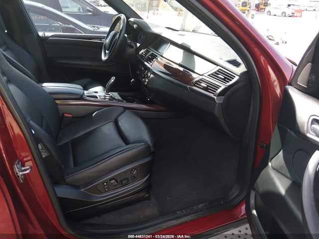 2011 BMW X5 5UXZV8C54BL417927 Photo 4