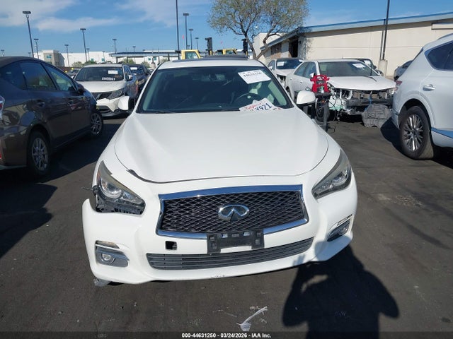 JN1EV7AP1HM737646 Infiniti Q50 3.0t Premium