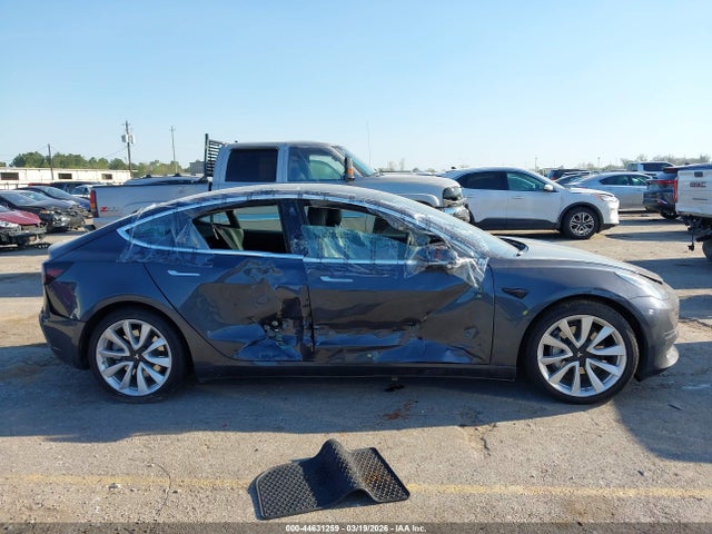 Продажа на аукционе авто 2020 Tesla Model 3, vin: 5YJ3E1EA7LF807921, номер лота: 44631259