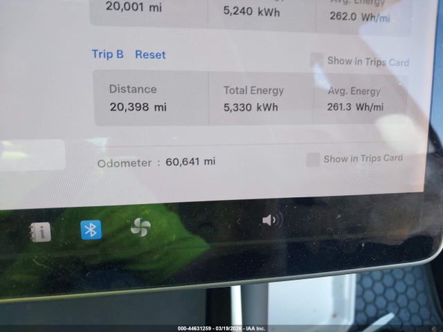 2020 Tesla Model 3 მანქანა იყიდება აუქციონზე, vin: 5YJ3E1EA7LF807921, აუქციონის ნომერი: 44631259