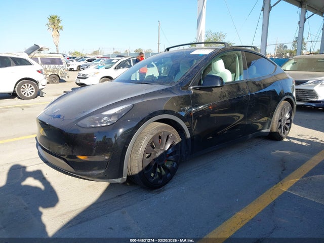 7SAYGDEF1NF392727 Tesla Model Y Performance Dual Motor All-wheel Drive