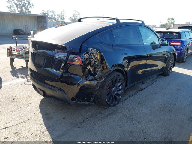 7SAYGDEF1NF392727 Tesla Model Y Performance Dual Motor All-wheel Drive