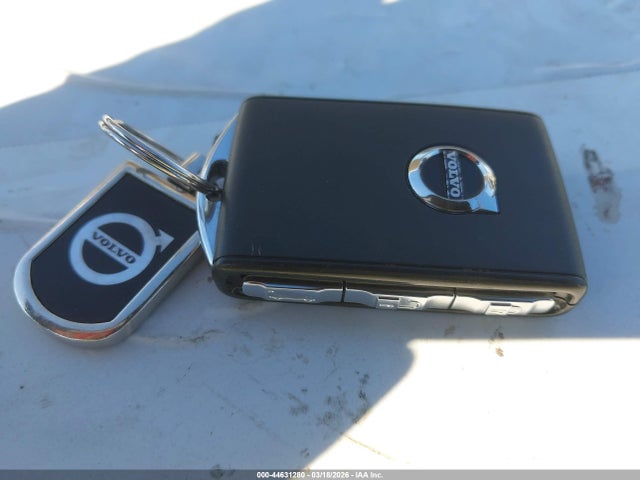 2025 VOLVO XC60 YV4M12RC6S1016382 Photo 10