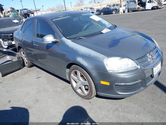 2010 VOLKSWAGEN JETTA 3VWRZ7AJ6AM151000