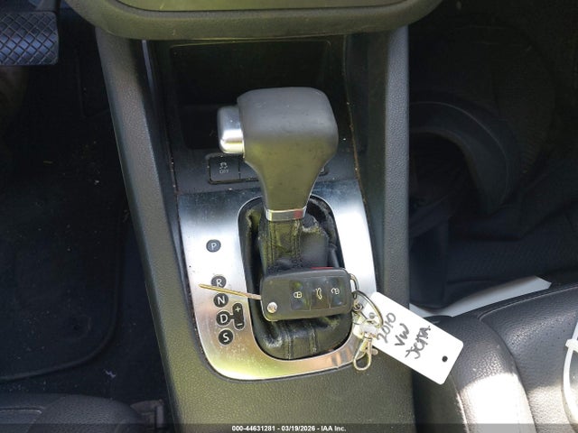 2010 VOLKSWAGEN JETTA 3VWRZ7AJ6AM151000 Photo 10