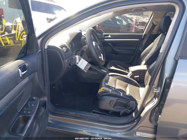 2010 VOLKSWAGEN JETTA 3VWRZ7AJ6AM151000 Photo 4