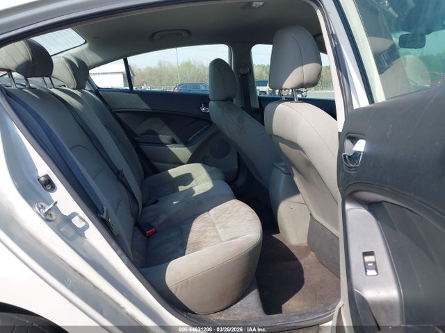44631298 :رقم المزاد ، KNAFK4A6XE5176530 vin ، 2014 Kia Forte Lx مزاد بيع