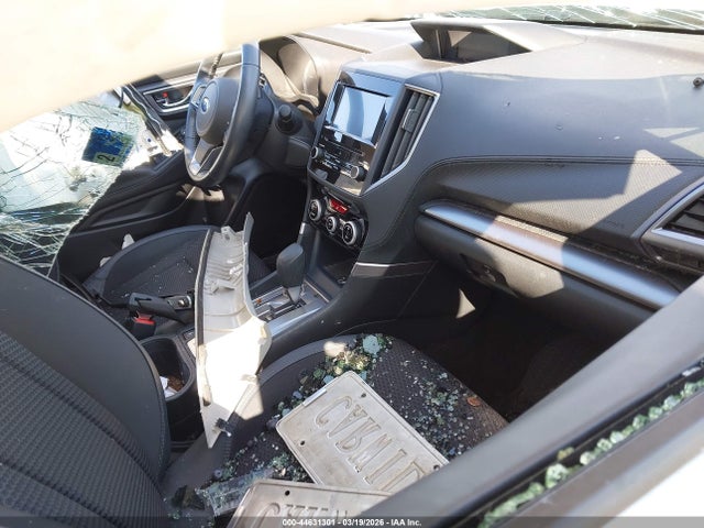 JF2SKAJC9LH487174 Subaru Forester Premium
