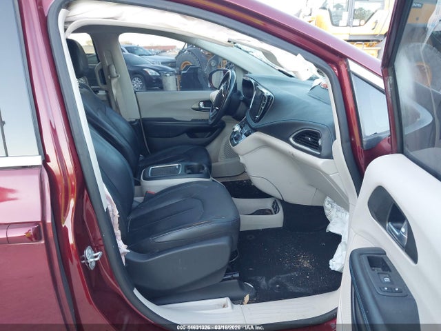 44631326 :رقم المزاد ، 2C4RC1BG0MR528356 vin ، 2021 Chrysler Pacifica Touring L مزاد بيع