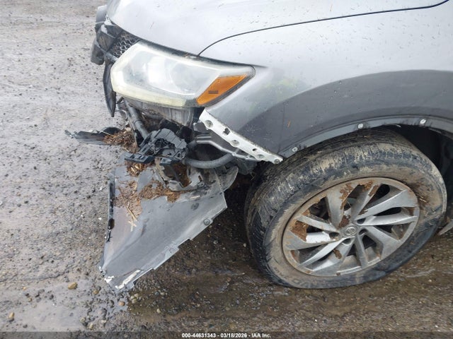5N1AT2MV4FC827399 Nissan Rogue Sl
