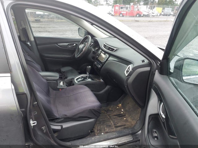 5N1AT2MV4FC827399 Nissan Rogue Sl