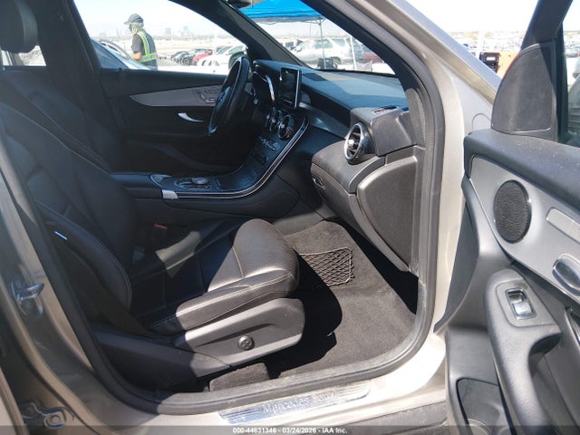 WDC0G4JB6KF562501 Mercedes-Benz GLC 300