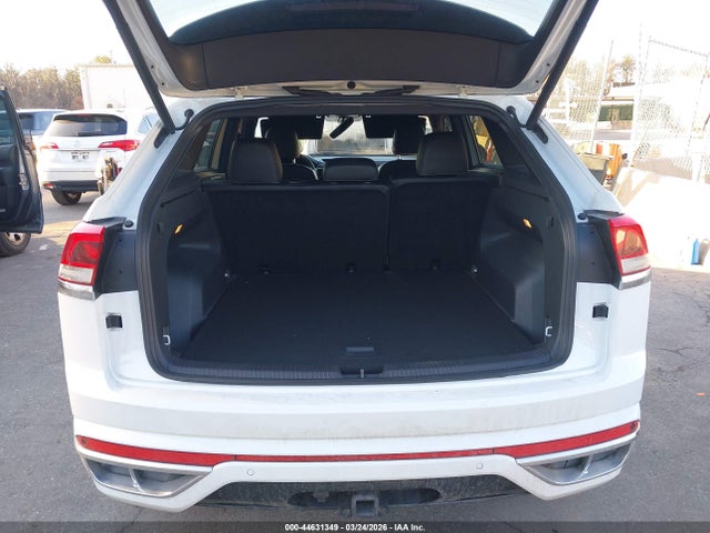 2020 Volkswagen Atlas Cross Sport 3.6l V6 Se W/technology/3.6l V6 Se W/technology R-line მანქანა იყიდება აუქციონზე, vin: 1V26E2CAXLC228097, აუქციონის ნომერი: 44631349