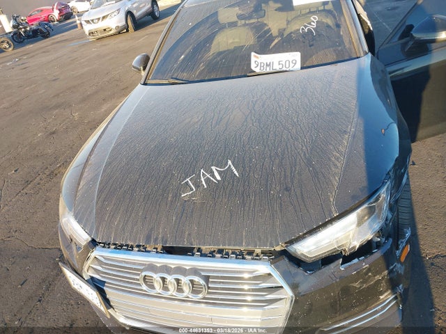 Продаж на аукціоні авто 2017 Audi A4 2.0t Ultra Premium, vin: WAUGMAF45HA168416, номер лоту: 44631353
