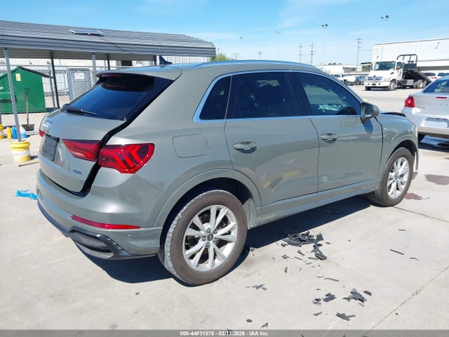 2022 Audi Q3 Premium Plus 45 Tfsi S Line Quattro Tiptronic მანქანა იყიდება აუქციონზე, vin: WA1EECF31N1133274, აუქციონის ნომერი: 44631378