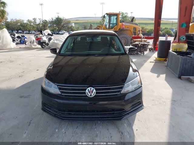 Продажа на аукционе авто 2015 Volkswagen Jetta 2.0l S, vin: 3VW2K7AJ5FM342856, номер лота: 44631382