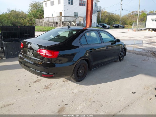 Продажа на аукционе авто 2015 Volkswagen Jetta 2.0l S, vin: 3VW2K7AJ5FM342856, номер лота: 44631382
