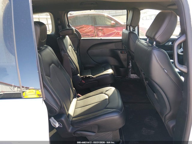 2025 CHRYSLER PACIFICA 2C4RC1BG1SR579345 Photo 7