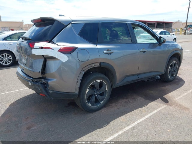 JN8BT3BA0RW352629 Nissan Rogue Sv Fwd