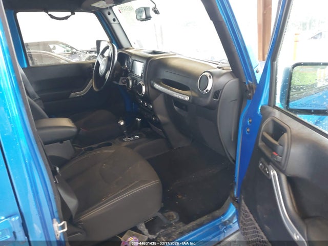 2015 JEEP WRANGLER UNLIMITED 1C4BJWEGXFL705216 Photo 4