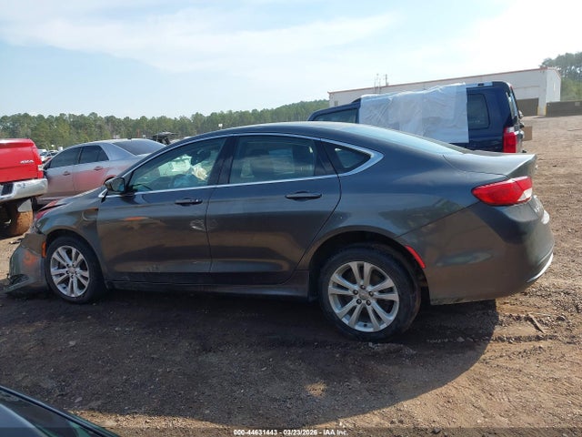 44631443 :رقم المزاد ، 1C3CCCAB9FN570973 vin ، 2015 Chrysler 200 Limited مزاد بيع