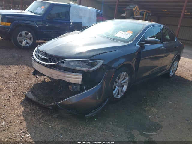 44631443 :رقم المزاد ، 1C3CCCAB9FN570973 vin ، 2015 Chrysler 200 Limited مزاد بيع