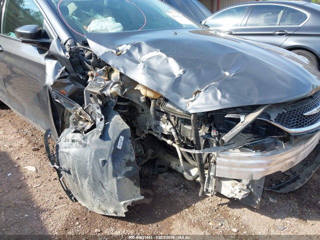 44631443 :رقم المزاد ، 1C3CCCAB9FN570973 vin ، 2015 Chrysler 200 Limited مزاد بيع