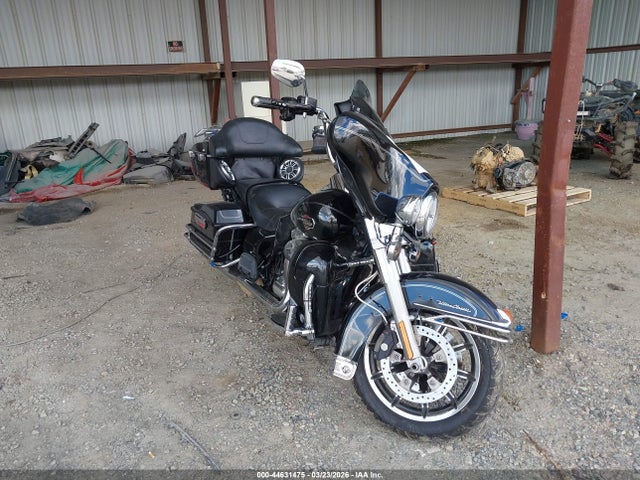 2013 HARLEY-DAVIDSON FLHTCU 1HD1FCM18DB673117