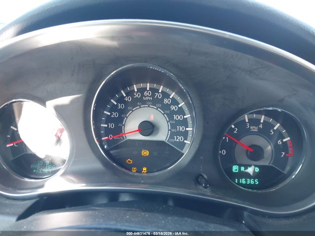 44631476 :رقم المزاد ، 1C3BC2FB2BN580611 vin ، 2011 Chrysler 200 Limited مزاد بيع