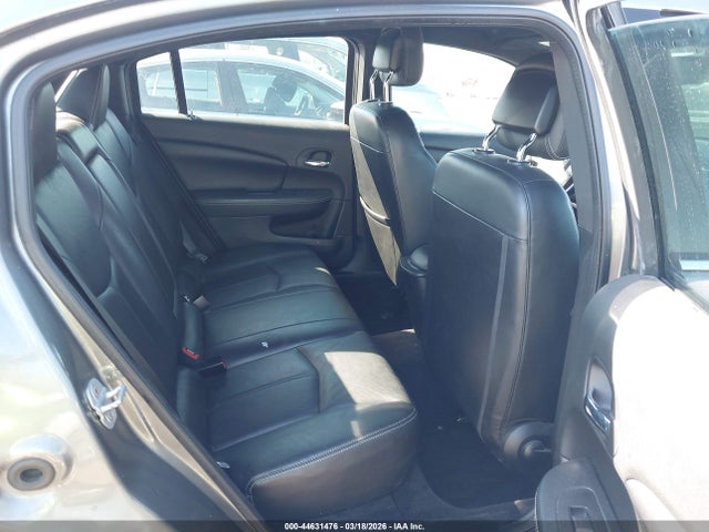 44631476 :رقم المزاد ، 1C3BC2FB2BN580611 vin ، 2011 Chrysler 200 Limited مزاد بيع