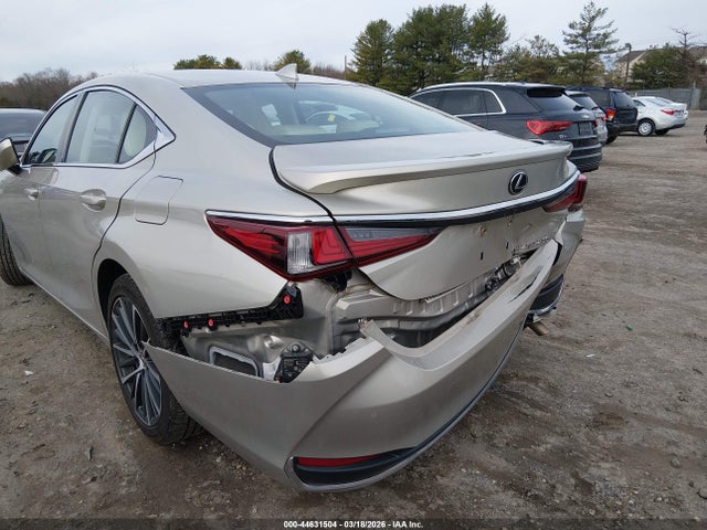 44631504 :رقم المزاد ، 58AD11D11NU008409 vin ، 2022 Lexus Es 250 مزاد بيع