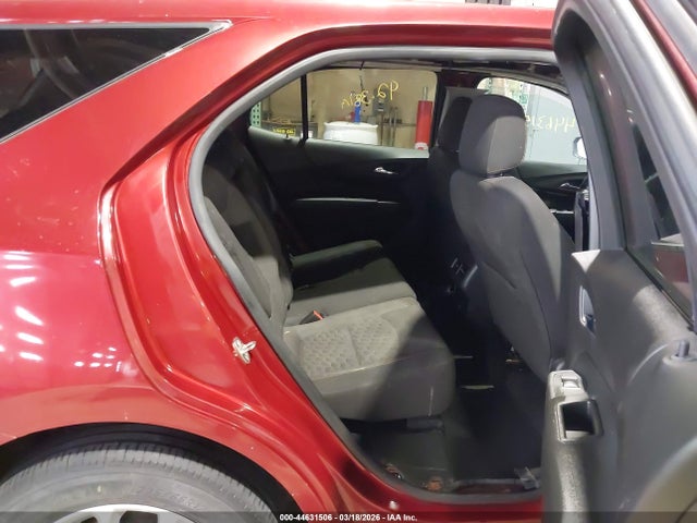 3GNAXJEV5JS626297 Chevrolet EQUINOX LT