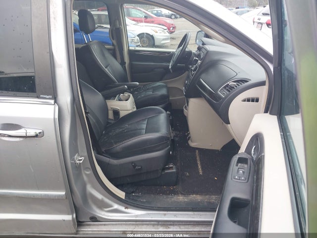 44631534 :رقم المزاد ، 2C4RC1CG6DR607092 vin ، 2013 Chrysler Town & Country Touring-l مزاد بيع
