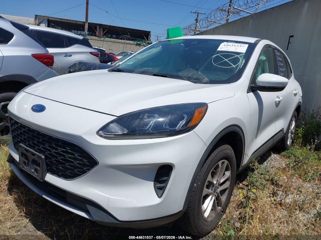 1FMCU9G61MUA38489 Ford ESCAPE SE