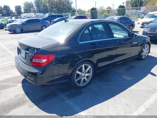 Aukcja sprzedaży 2012 Mercedes-benz C 250 Sport, vin: WDDGF4HB3CR222452, numer aukcji: 44631554