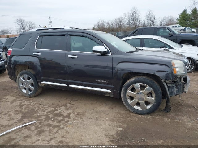 44631567 :رقم المزاد ، 2GKFLZE35F6338345 vin ، 2015 Gmc Terrain Denali مزاد بيع
