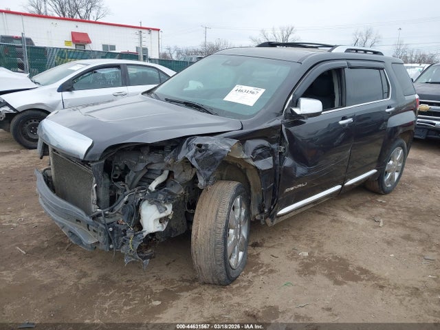 44631567 :رقم المزاد ، 2GKFLZE35F6338345 vin ، 2015 Gmc Terrain Denali مزاد بيع
