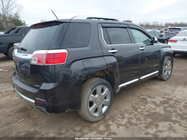 44631567 :رقم المزاد ، 2GKFLZE35F6338345 vin ، 2015 Gmc Terrain Denali مزاد بيع