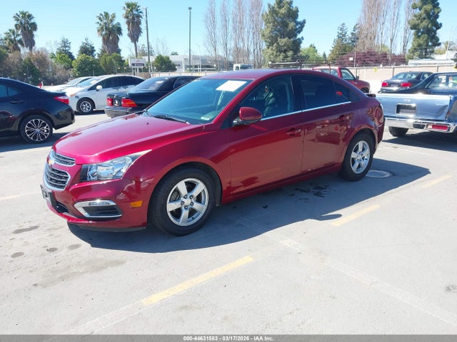 Chevrolet Cruze 1lt Auto 2015 1G1PC5SB6F7239238 Image 2